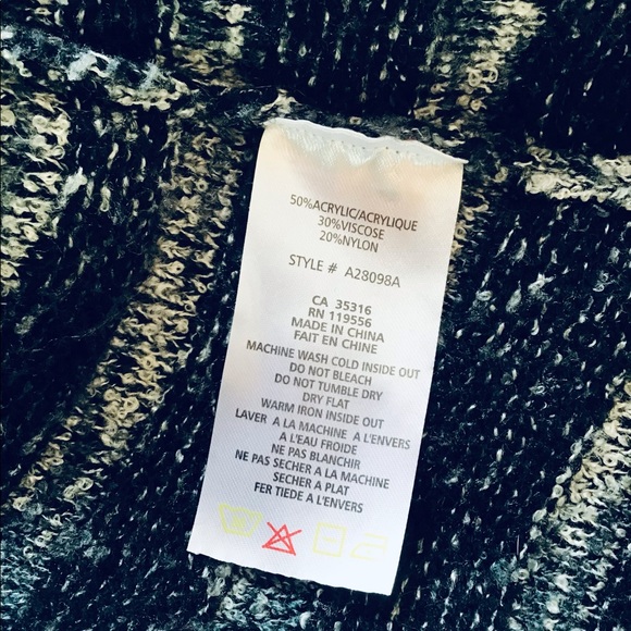 Cardigan - Picture 6 of 6